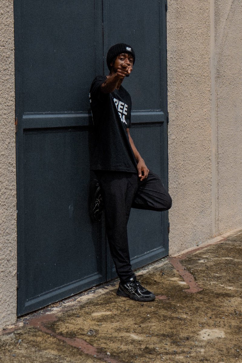 waffyeezy's tweet photo. FREE KOBA https://t.co/pogxskdxGx
