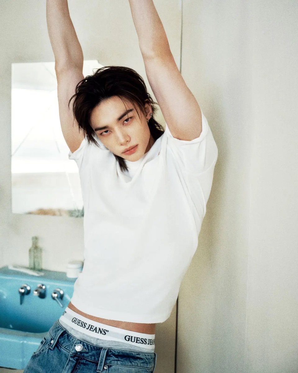 hyunjin pics tweet media