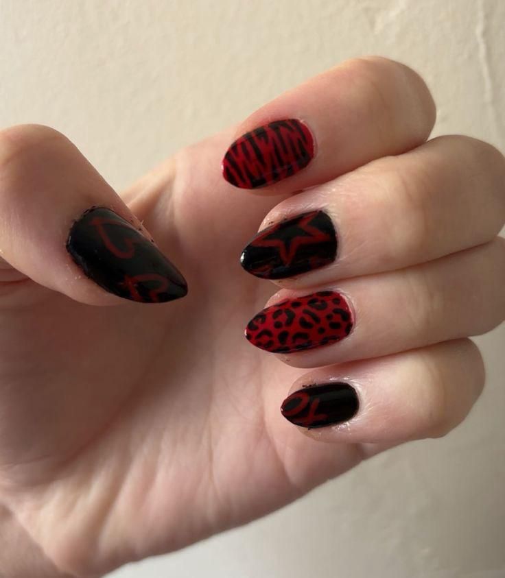 eu seungkwan com a xota apertada tweet media