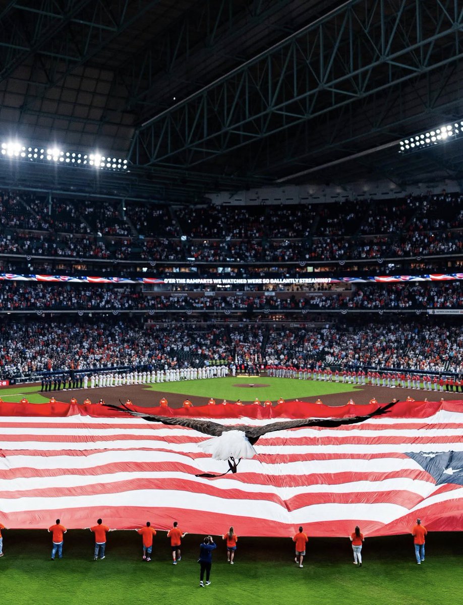 OK Astros… you may have blown Hunter’s great outing by picking up your abysmal hitting performances right where you left off year… but this National Anthem eagle entrance was amazing!🇺🇸🦅⚾️