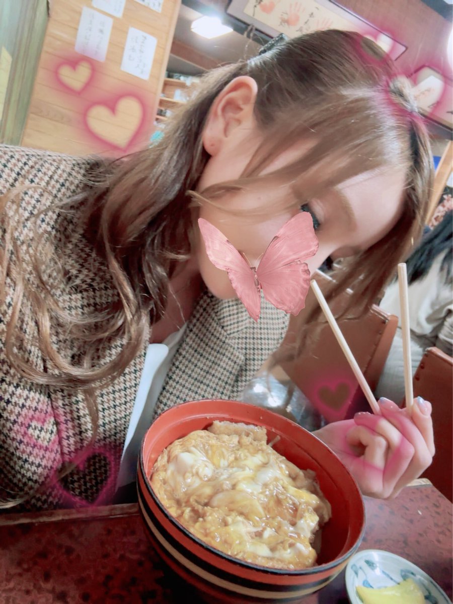 r_28_28_'s tweet photo. うちも投稿したくなって浮上🥺
最近はハートピアはじめてハマってます🙋🏼‍♀️🙋🏼‍♀️🙋🏼‍♀️

ハートピアの推しカップルが尊い……🤦🏻‍♀️
うちの彼氏も見習えって思いながら応援ちてるーww

にゃんちゃん❤️ゆ様らびゅ

#ハートピア https://t.co/bTv8x1obIX