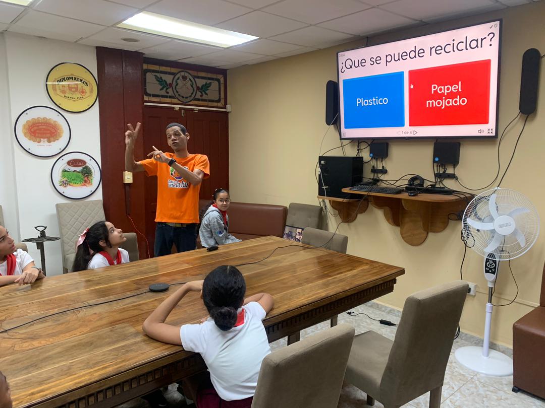 Cerro Dirección General de Educación tweet media