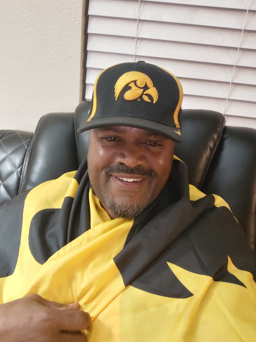 Roy Higgins III. tweet media