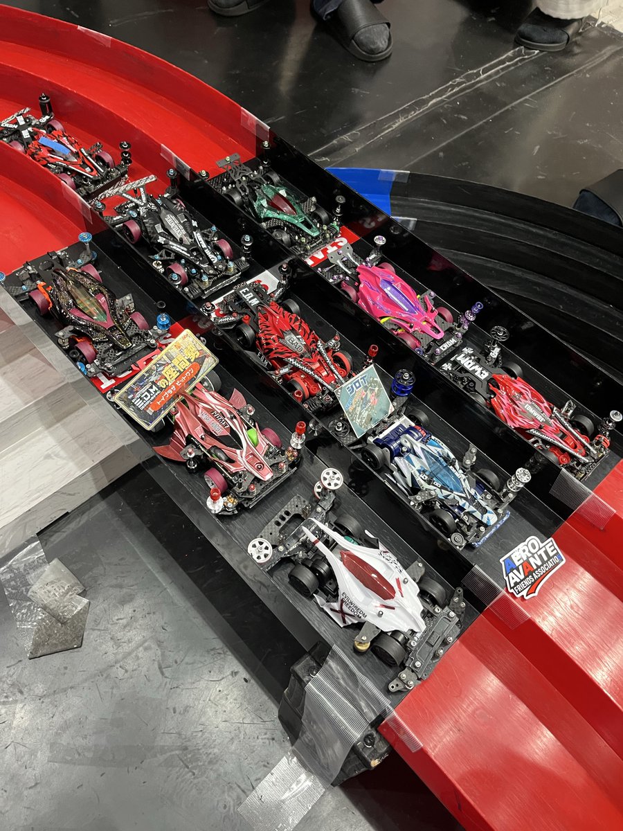 けんけん tweet media