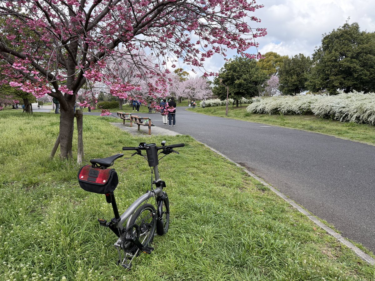 あらごん tweet media