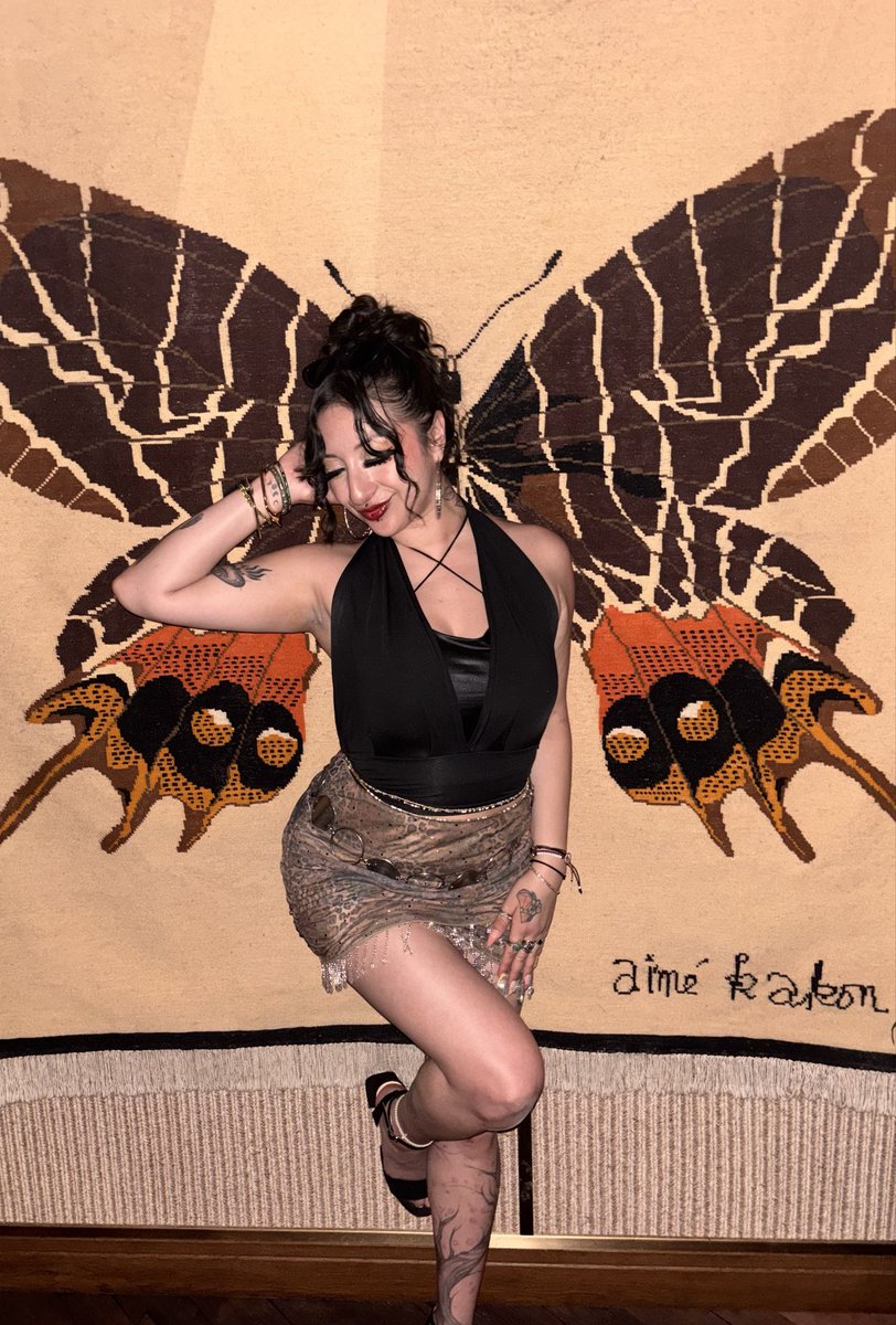 divina 💖 tweet media