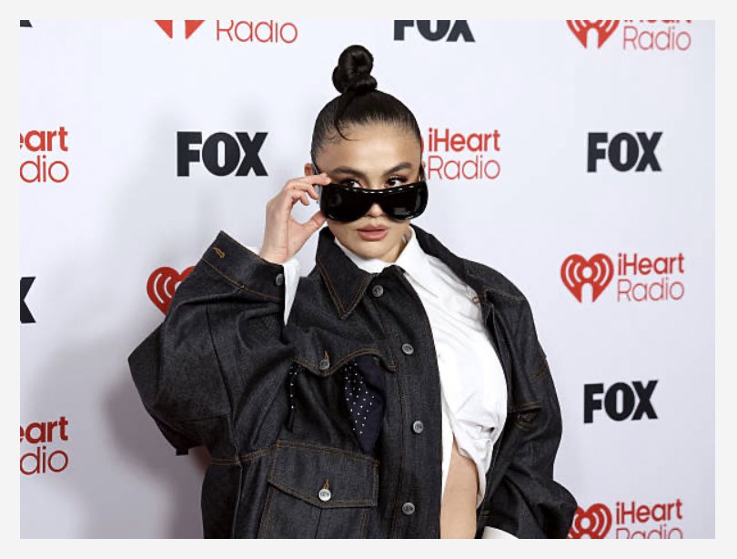 nezaccess's tweet image. Agnez Mo's 2026 iHeart Music Awards look is styled by @LarryJarahSims &amp;amp; @shalevlavan. 💄

#AGNEZMO #iHeartMusicAwards