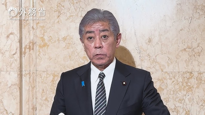 政治知新 tweet media