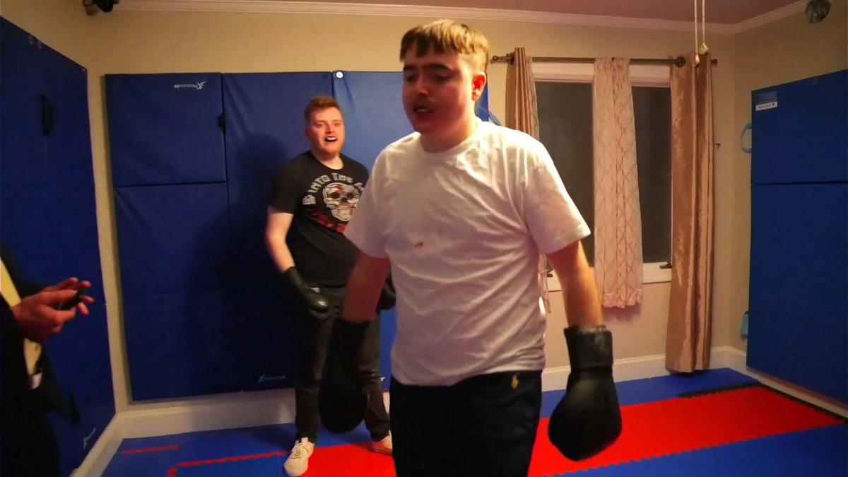 ManletPride tweet media