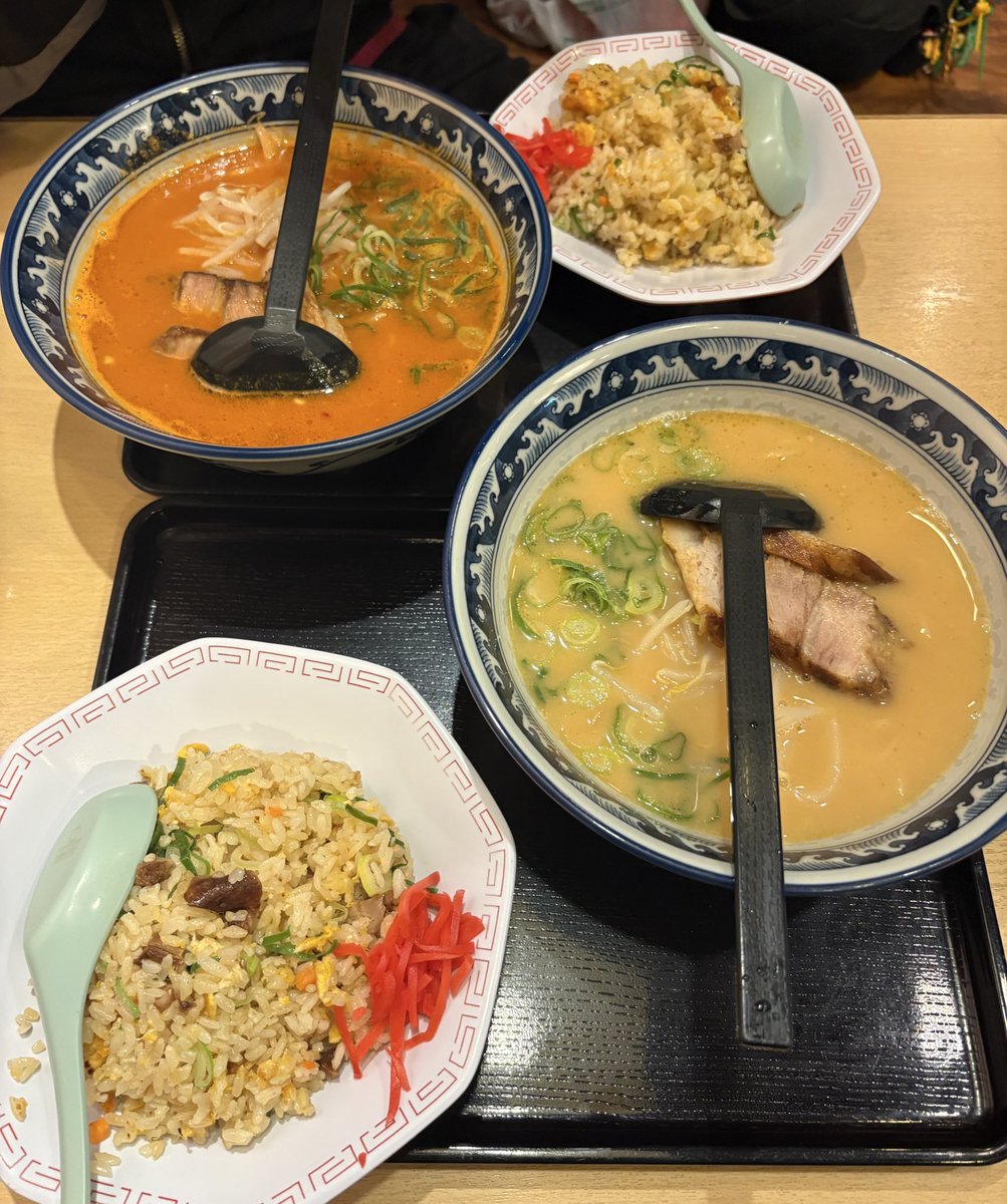 歯磨きね粉 tweet media