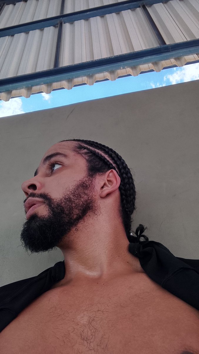 aurelio 😼🎸🐎 tweet media