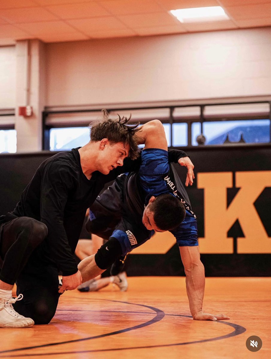 The Low Single™️ tweet media