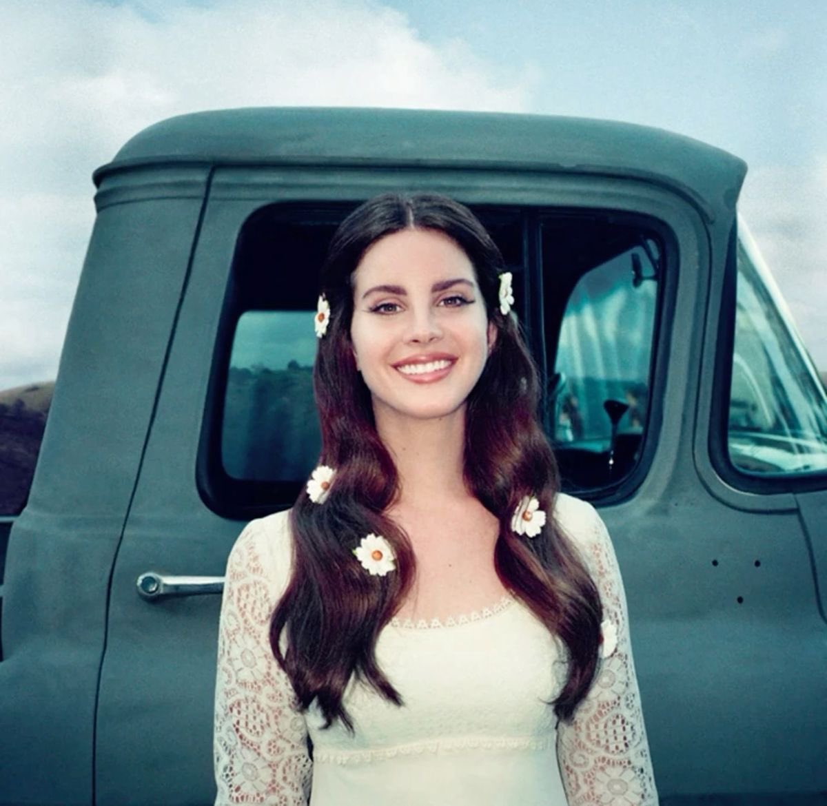 With this woman in your headphones
it’s impossible to not train with a disgusting amount of intensity