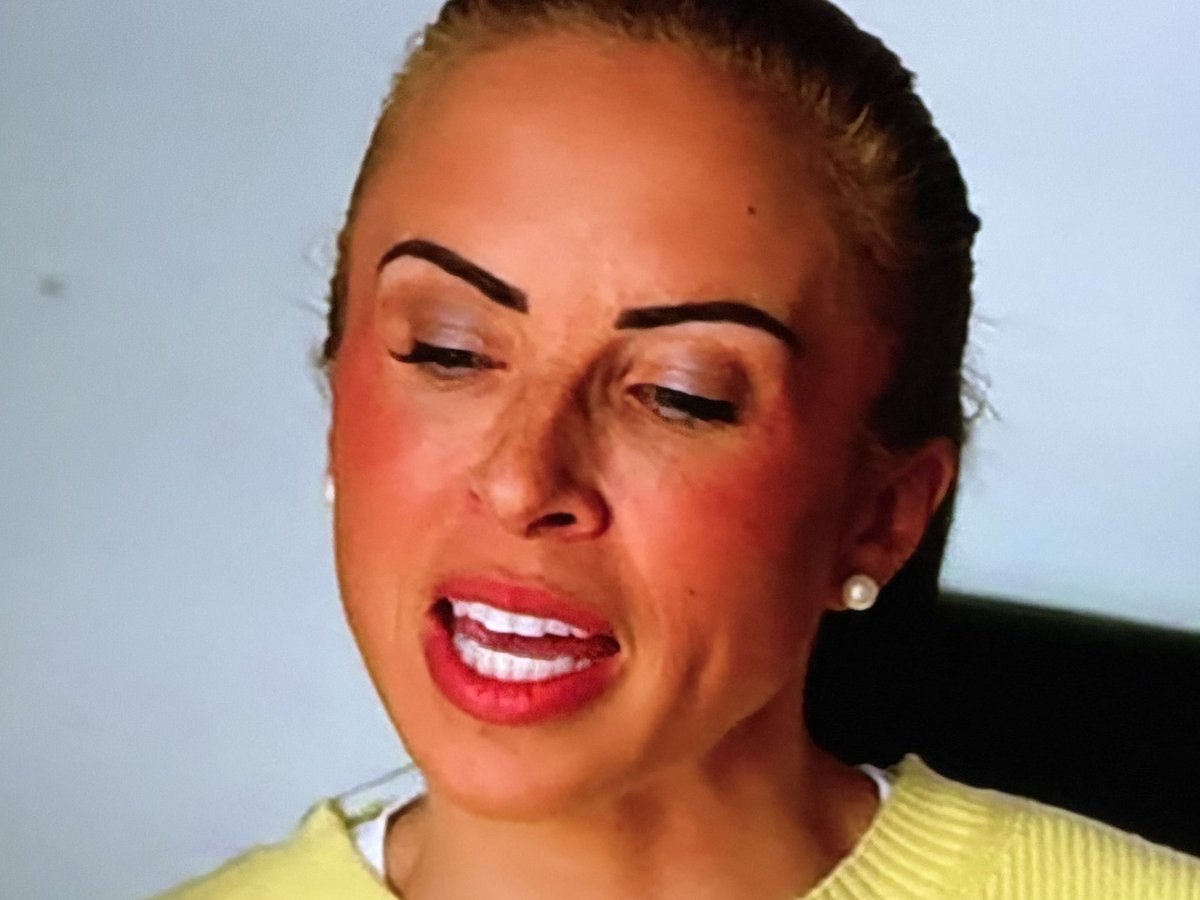 Ayan’s PERIOD DOT💋✨💁🏽‍♀️ tweet media