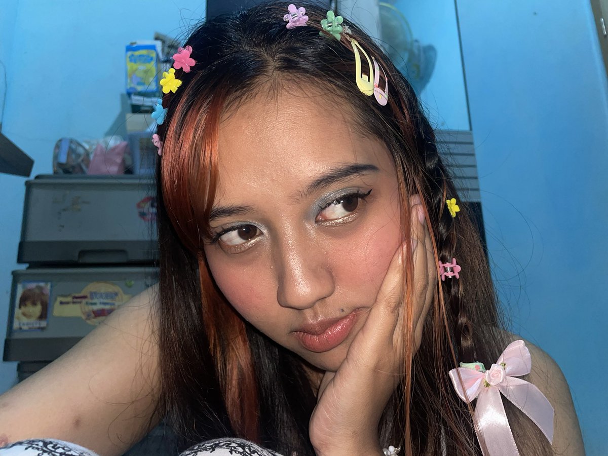 i might knock tweet media