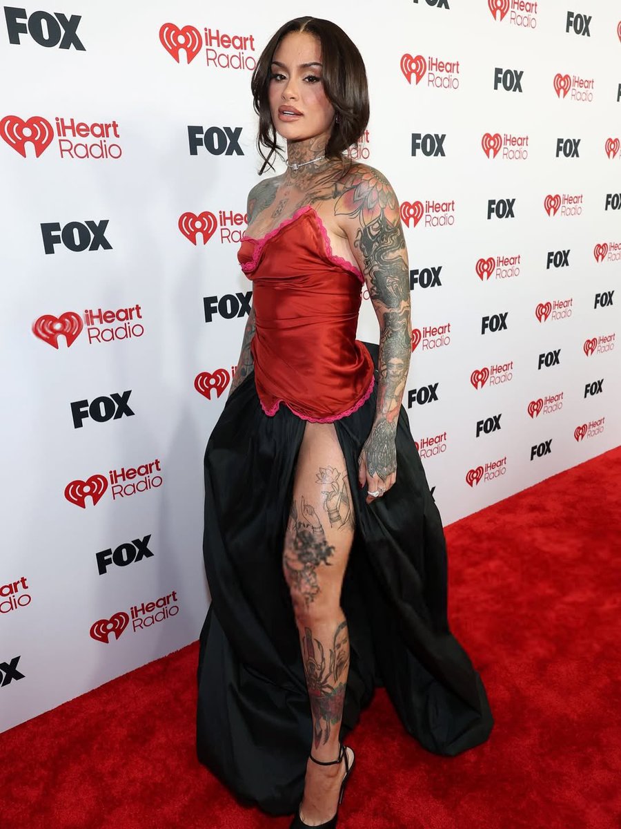 ًWave Checkers tweet media