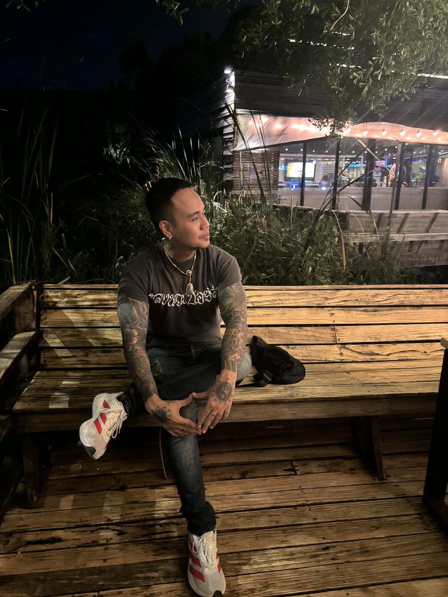 boy สักยันต์เสนห์ สวิงหญิง ฝั่งมุก หำฉีด สักควย tweet media