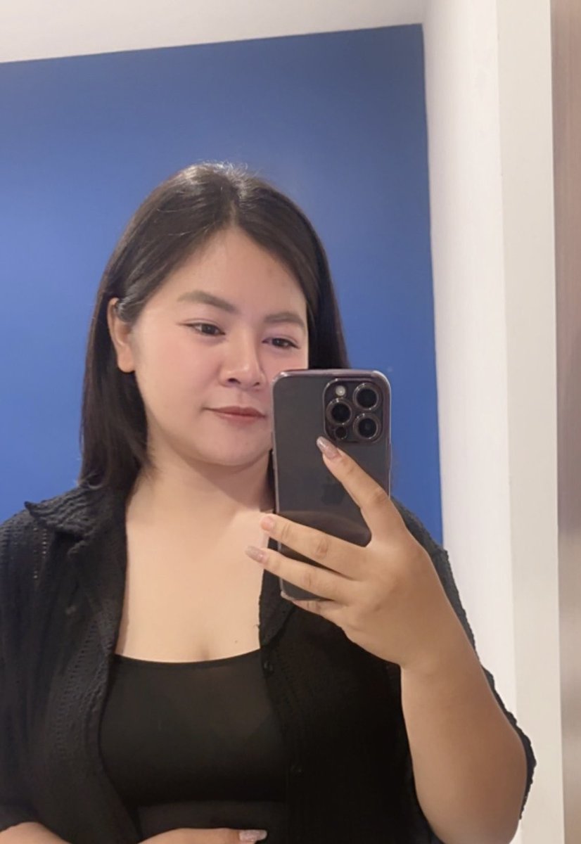 ขี้เหงา tweet media