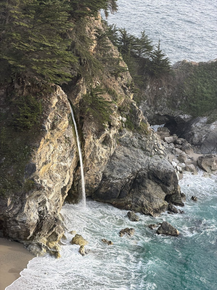 Sleazy1DB's tweet image. #BigSur 😳😮🥰
