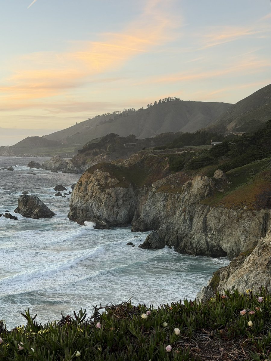 Sleazy1DB's tweet image. #BigSur 😳😮🥰