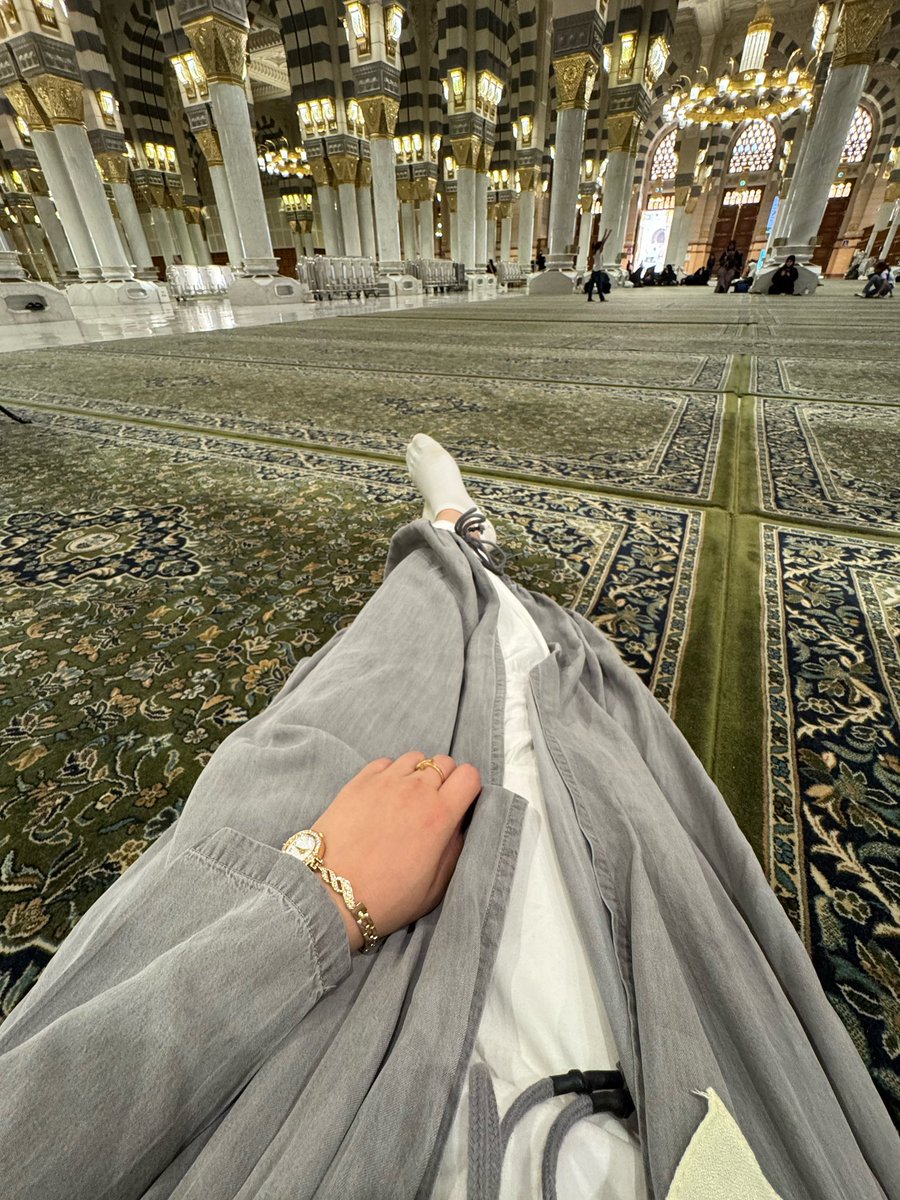 hadeerralaa94's tweet photo. اللهم افتح لي بسيدنا النبي ما أُغلِق علي من خيري الدنيا والآخرة، وأزِل عنّي ببركة الصلاة عليه ما لا أقدر على حمله ولا أجد منه مخرجًا! :') https://t.co/0Gvhkf22e7