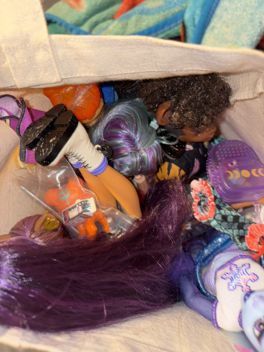 ༺damian༻ tweet media