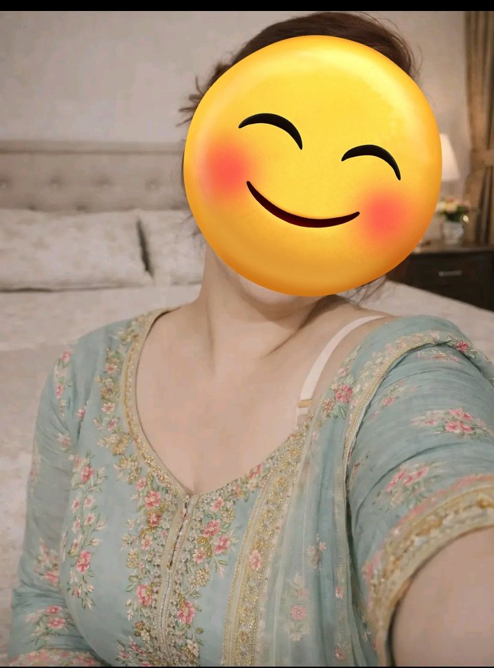 Mona Moon tweet media