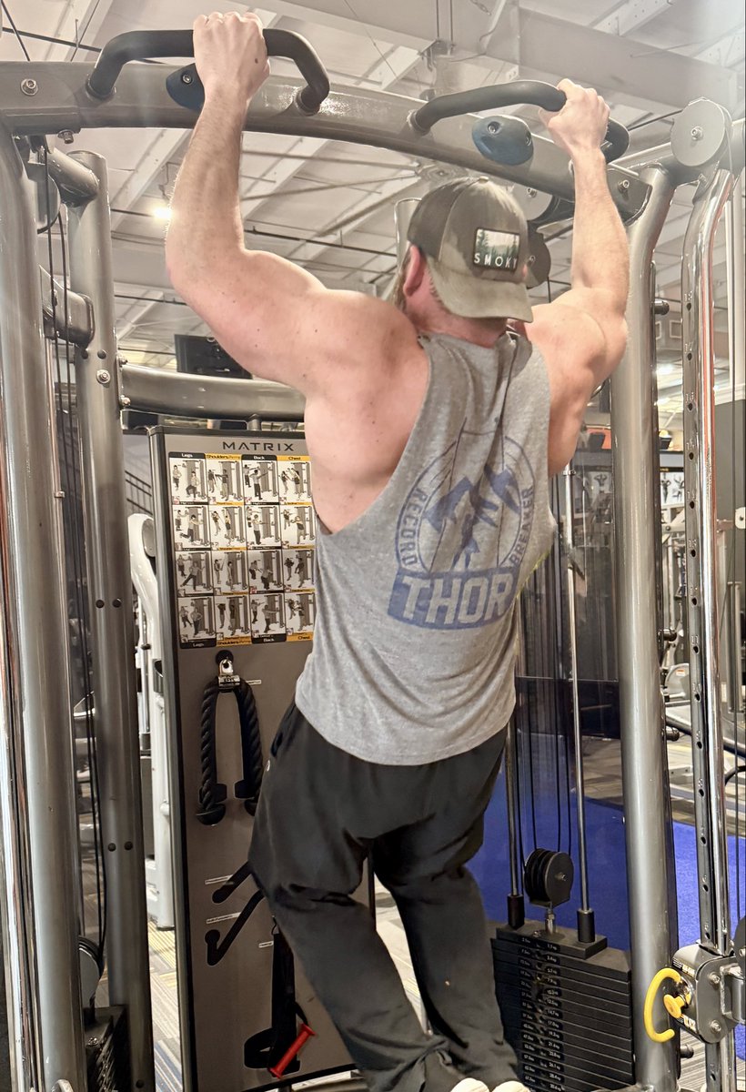 Muscle Daddy tweet media