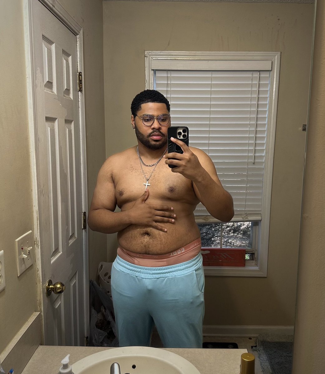 Dez’e 🪐 tweet media