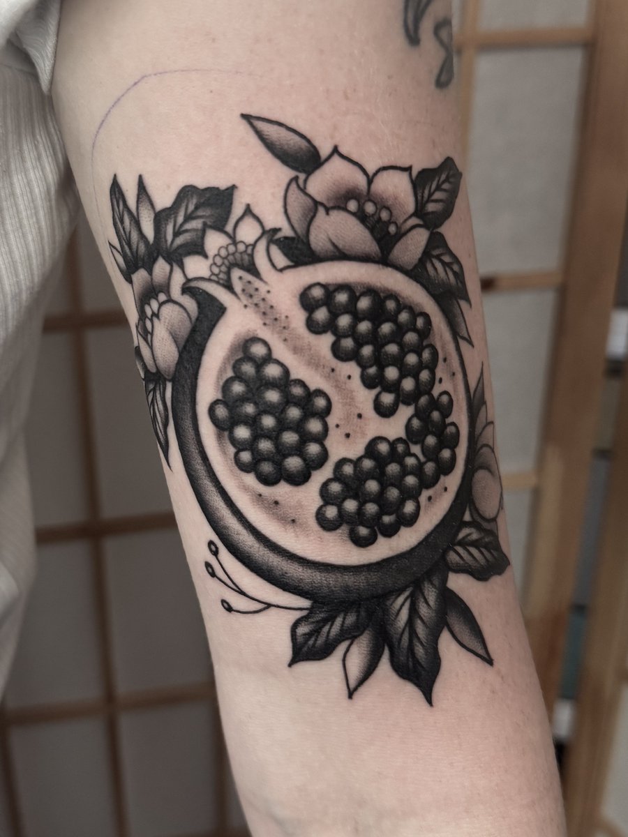 🕷Anya 🕷 tweet media