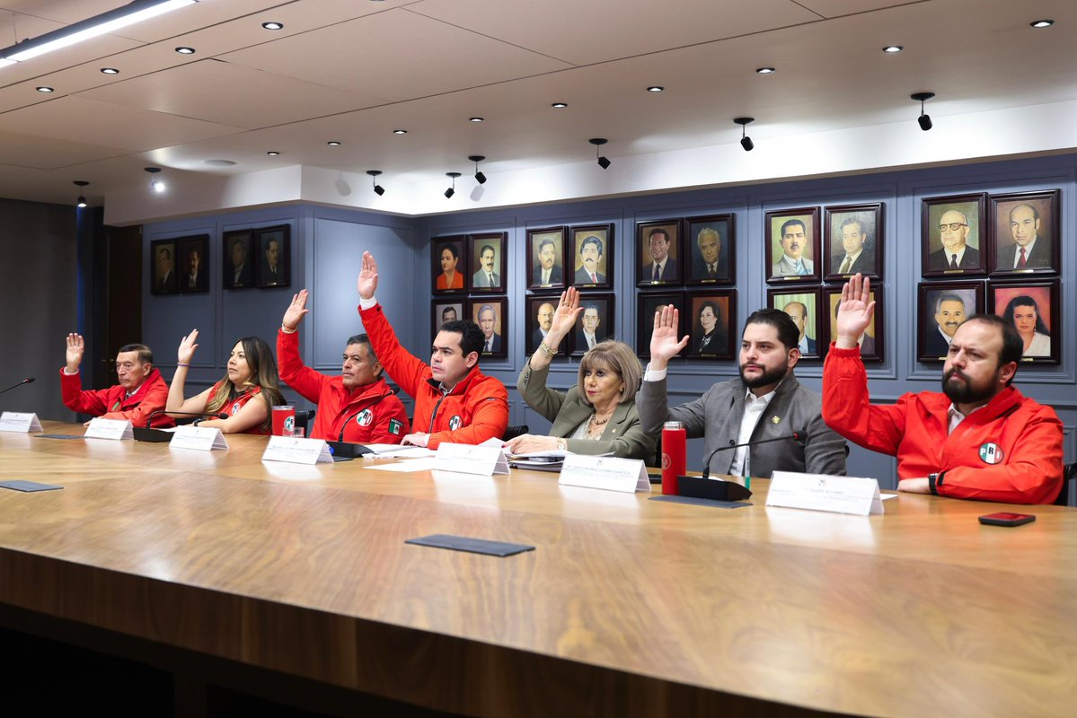 Pablo Angulo Briceño tweet media