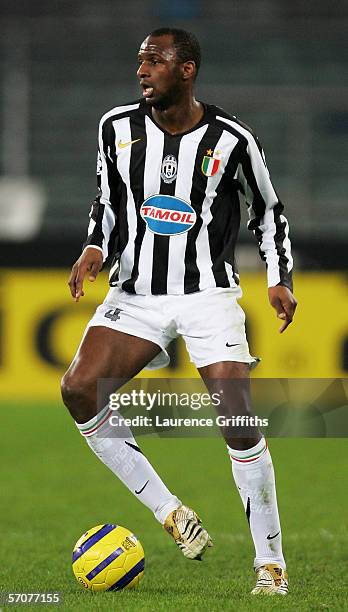 Dosen Kesayanganmu tweet media