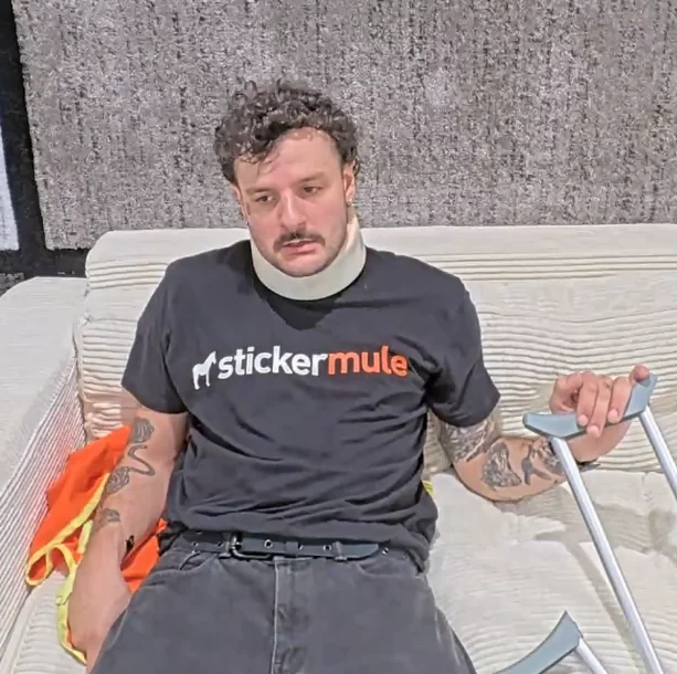 Chinese Bullet Time Groyper tweet media