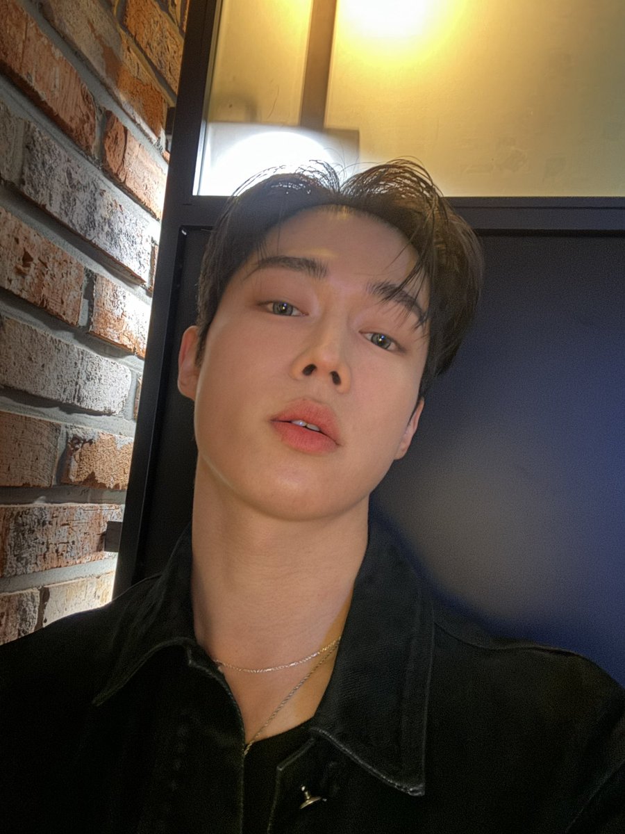 이귀귀 tweet media