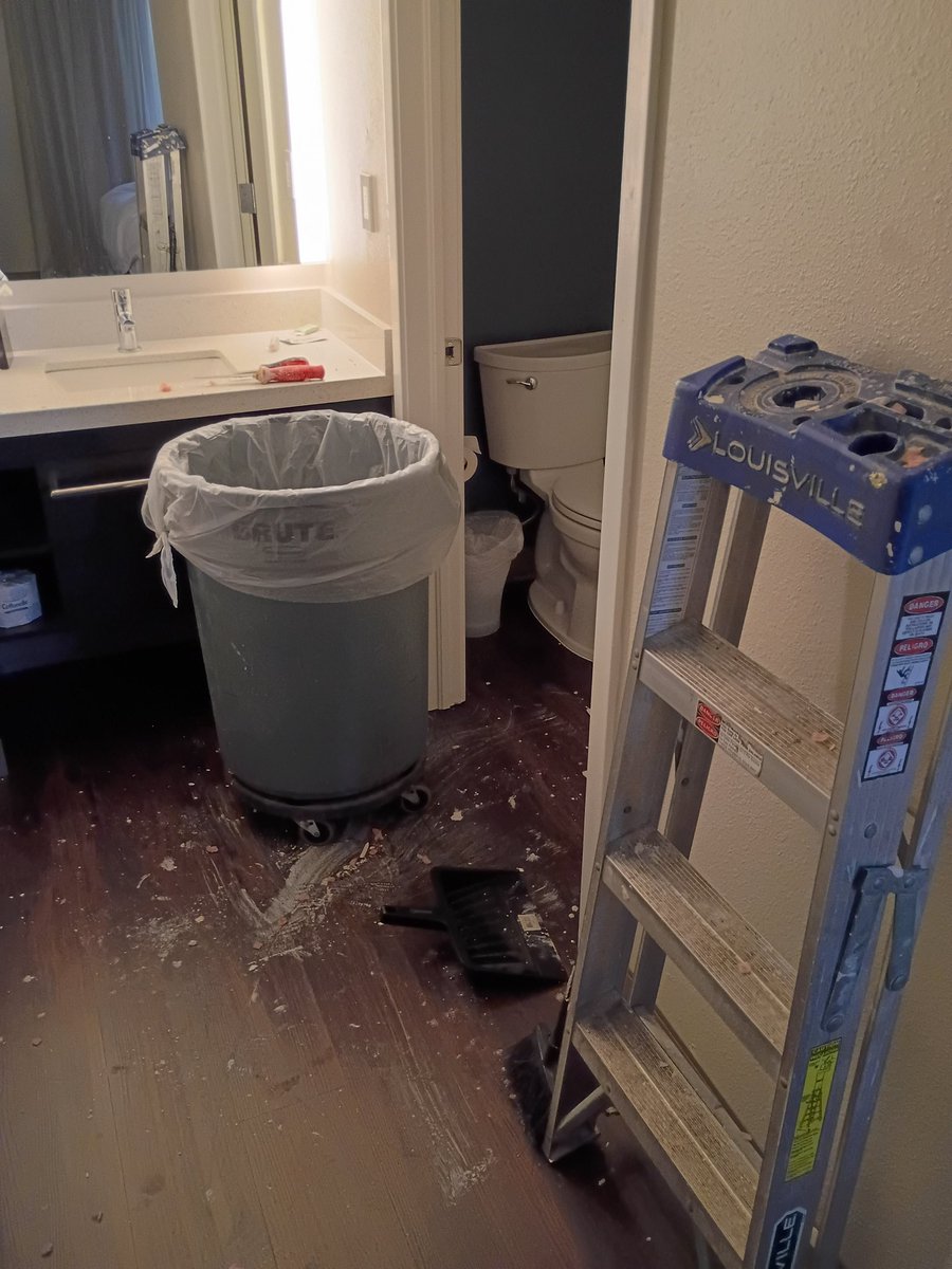 BuffaloRon tweet media