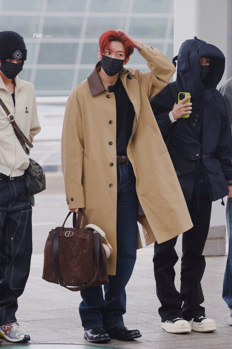 𝐹𝑙𝑜𝑡. tweet media