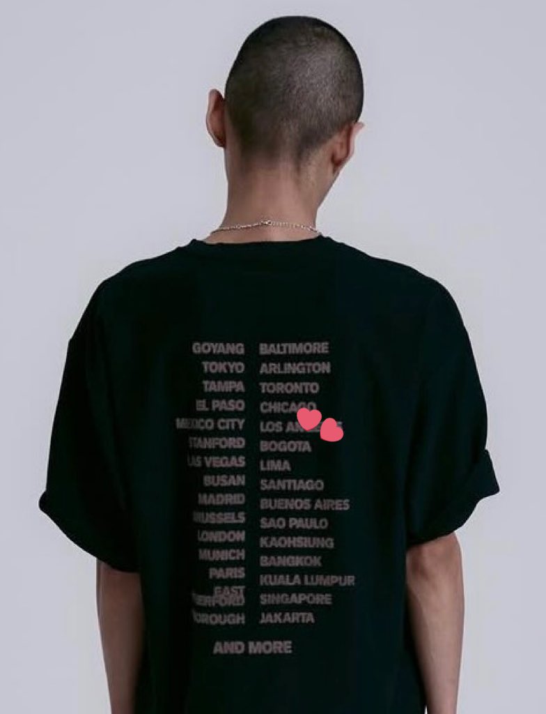 El “BOGOTÁ” en la merch del Tour ARIRANG nos tienen con el corazón blandito y muy sentimentales 😭🇨🇴💜

Lo que era un sueño hace algunos meses/años, hoy es toda una realidad 🔥🫵🏼

¡QUEREMOS TODA ESA MERCH! 🫦