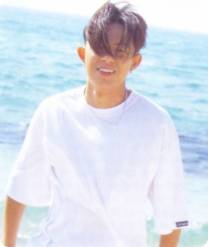 daily H.O.T. tweet media