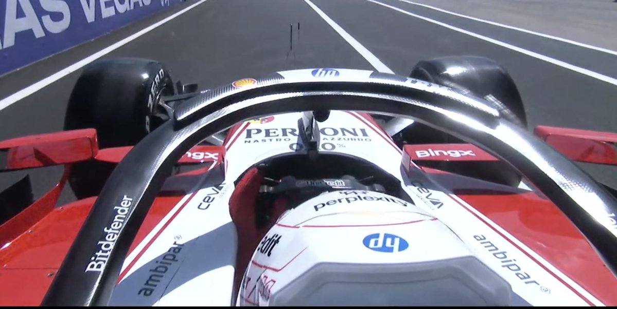 sim | シム tweet media