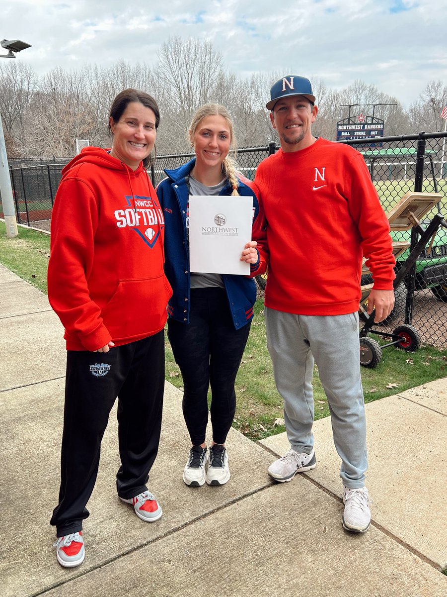 Hannah Mire tweet media