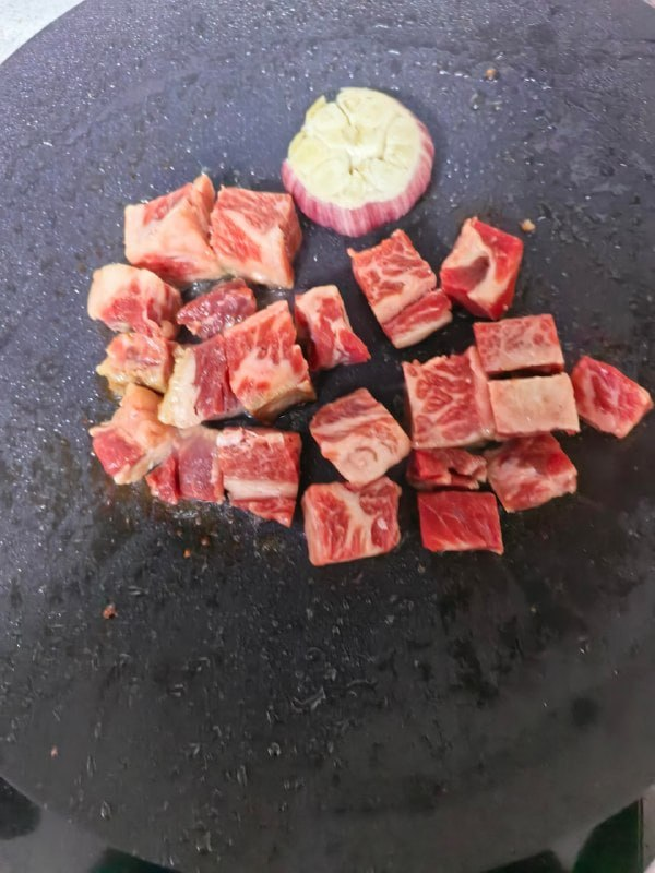 NazHajk2003's tweet photo. Dinner
Pan-fried beef and salmon https://t.co/Ggy1V0e4Q7