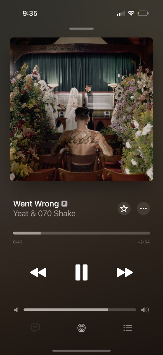 Christian Bale tweet media