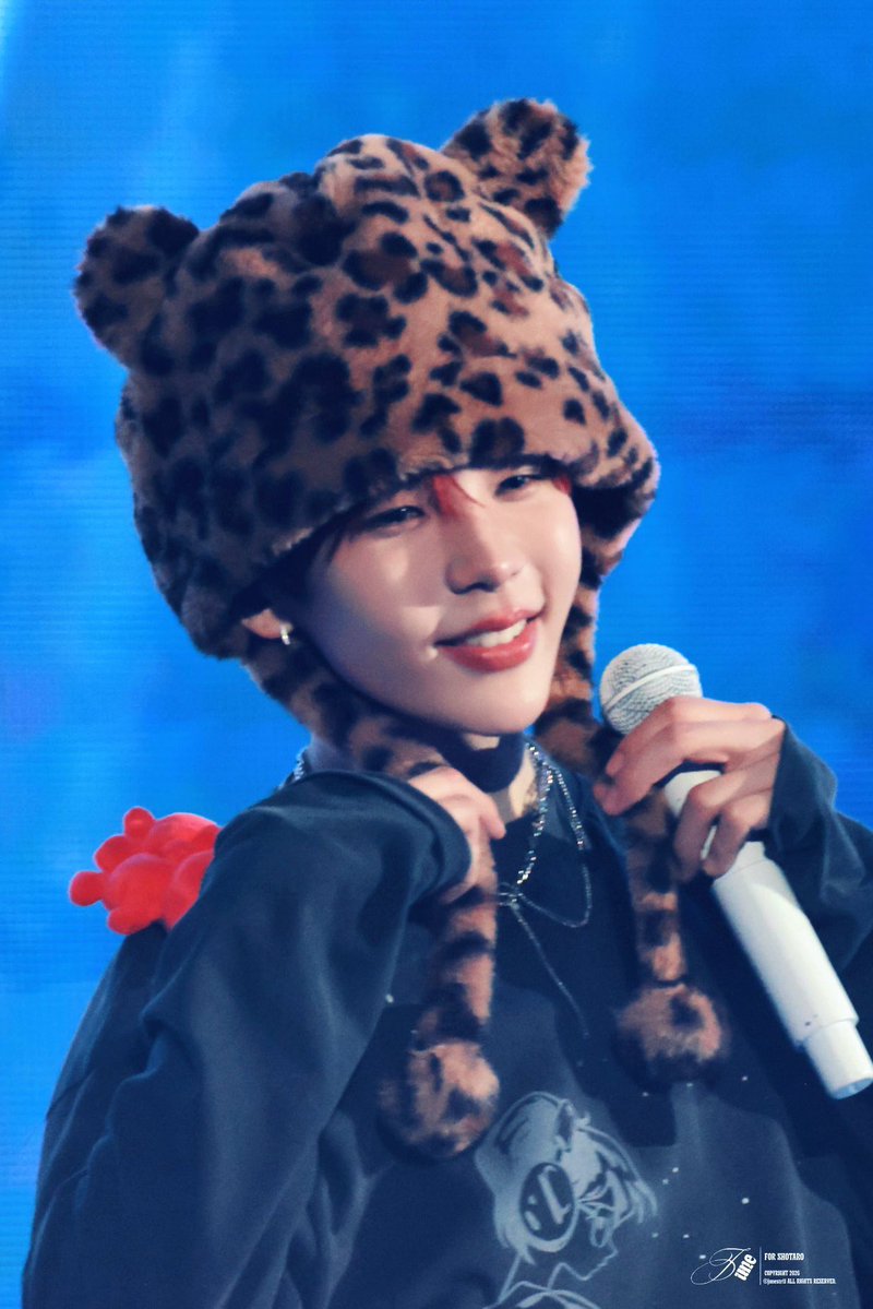 ًandrian tweet media