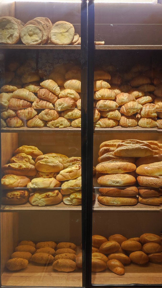 Lunareja tweet media