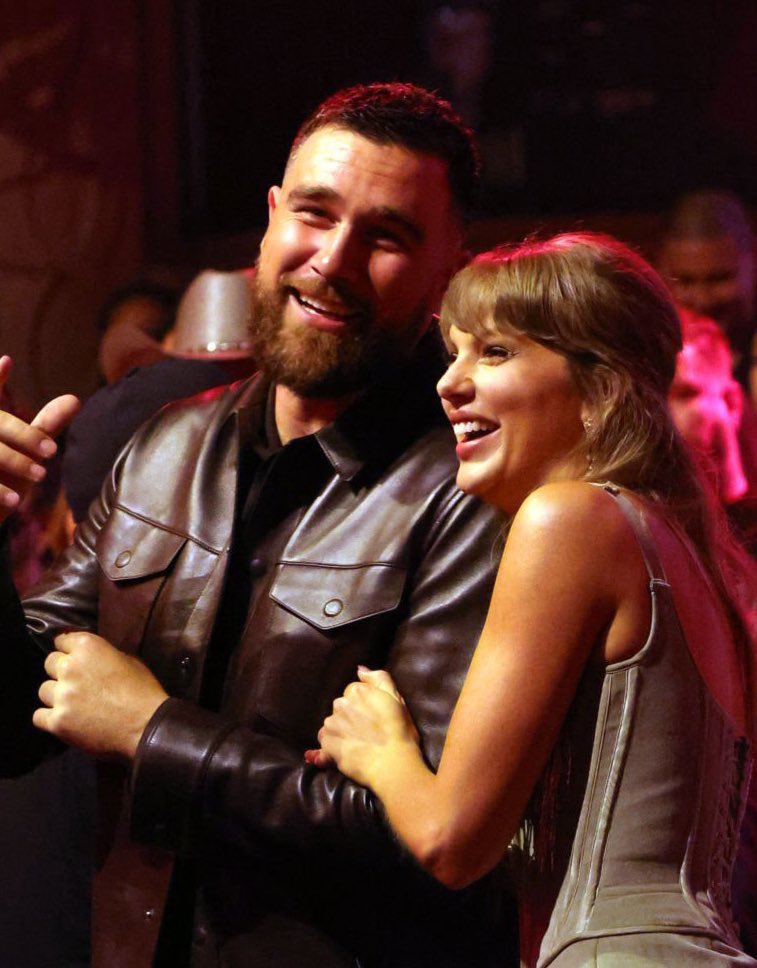 kira ♡ tweet media