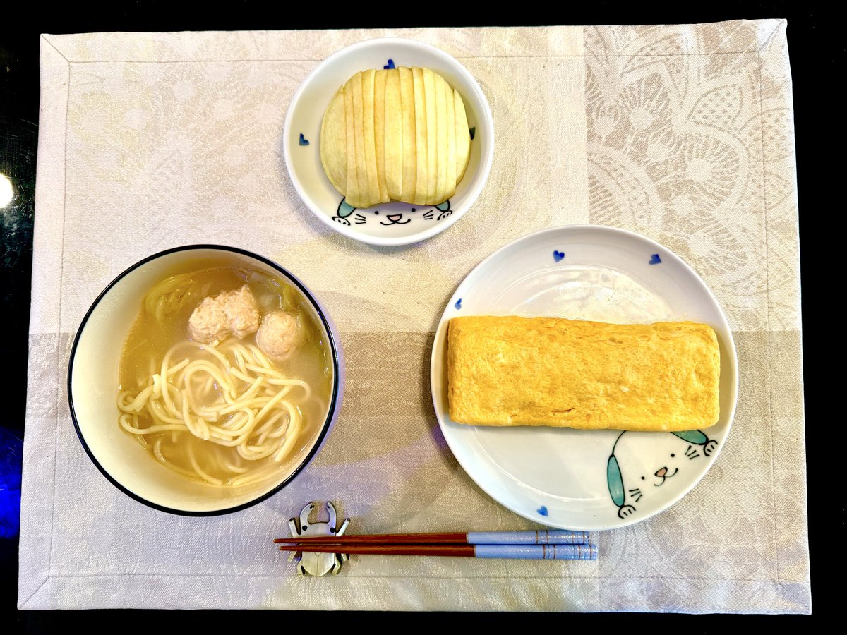 春休み。子供の朝昼ごはん。