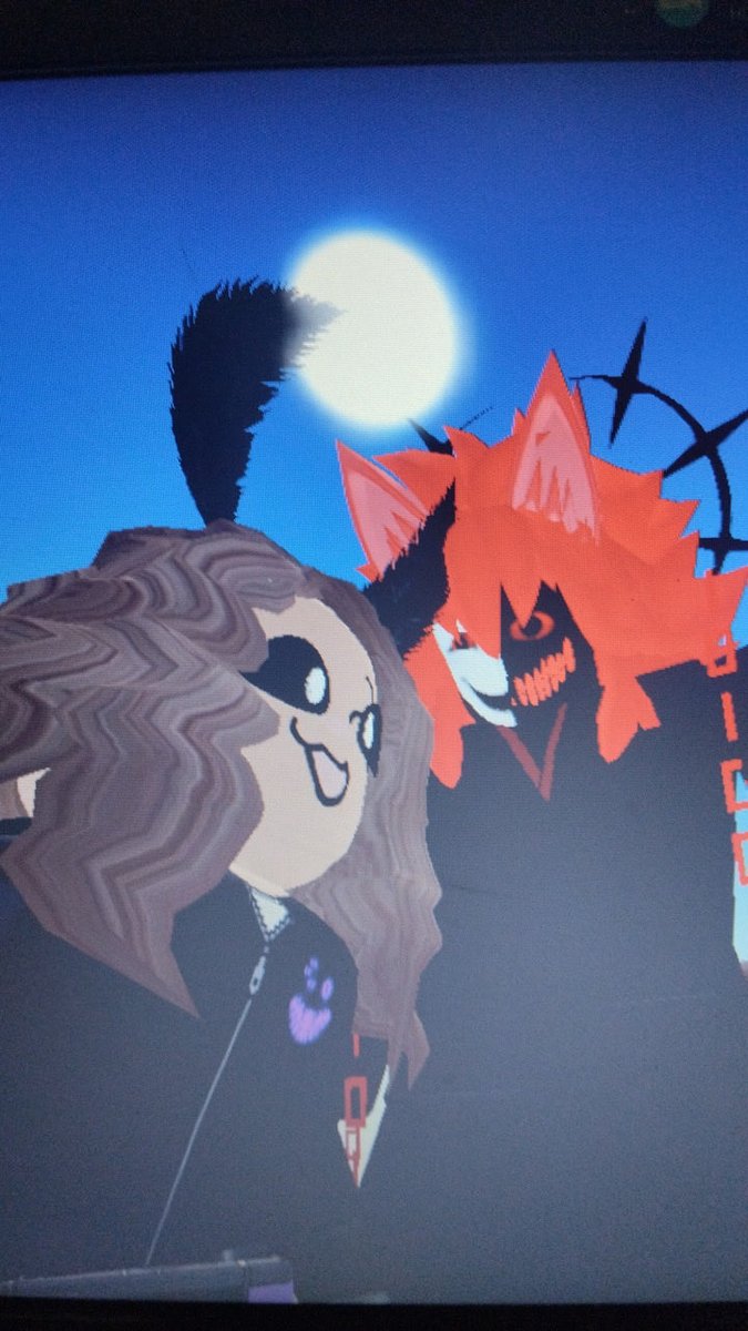 Little_bumblebee3 (Comms: Closed) tweet media