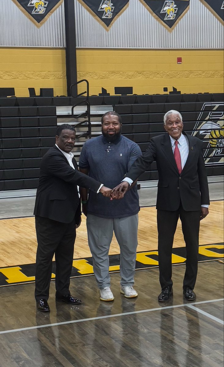 Coach CJ Harris tweet media