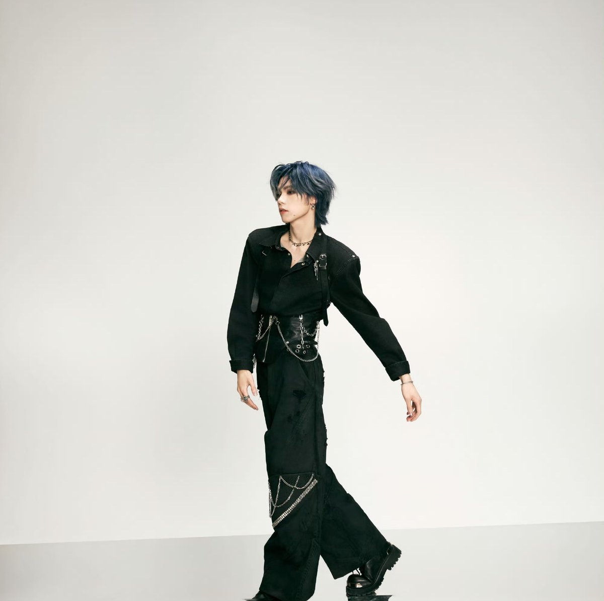 -ˏˋ꒰ 𝗕𝗹𝘂𝗲 𝗪𝗵𝗮𝗹𝗲 ꒱ 𝜗𝜚 ˖˚˳⊹ tweet media