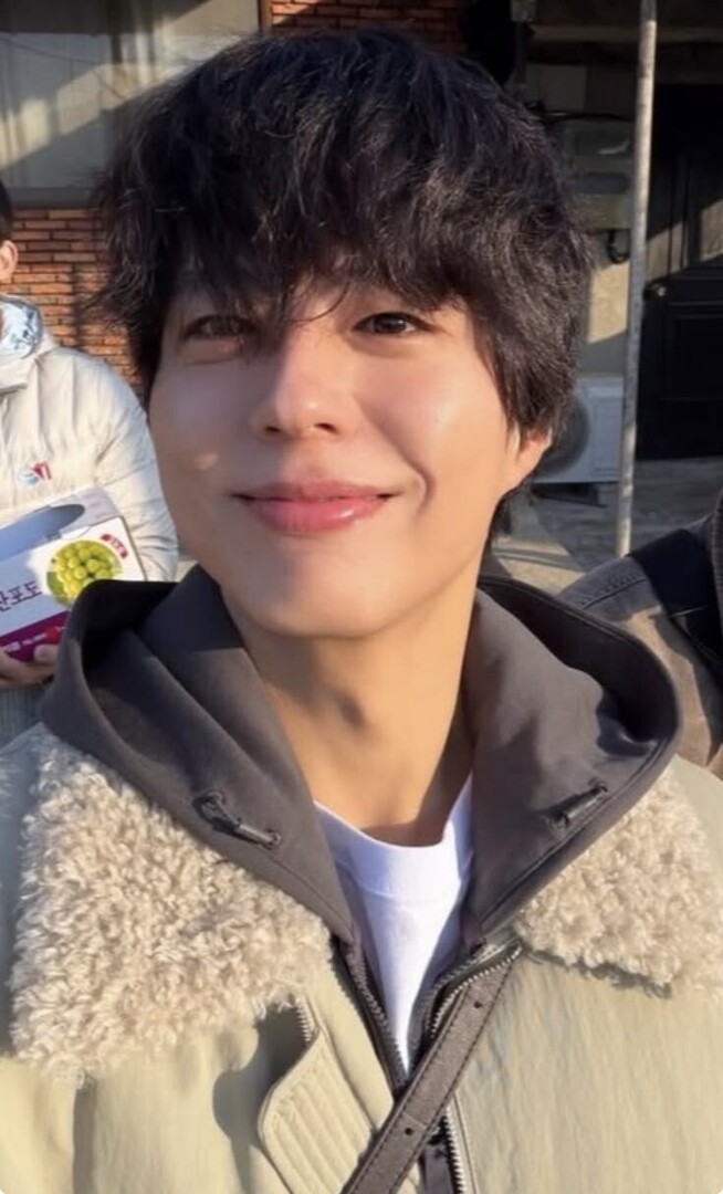 selfolssi ♤ tweet media